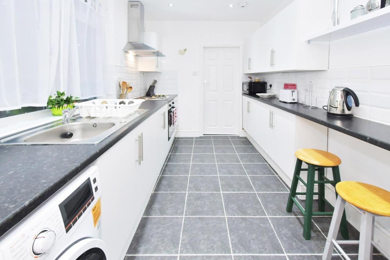 Townhouse @ Hanley Road Stoke Exteriör bild