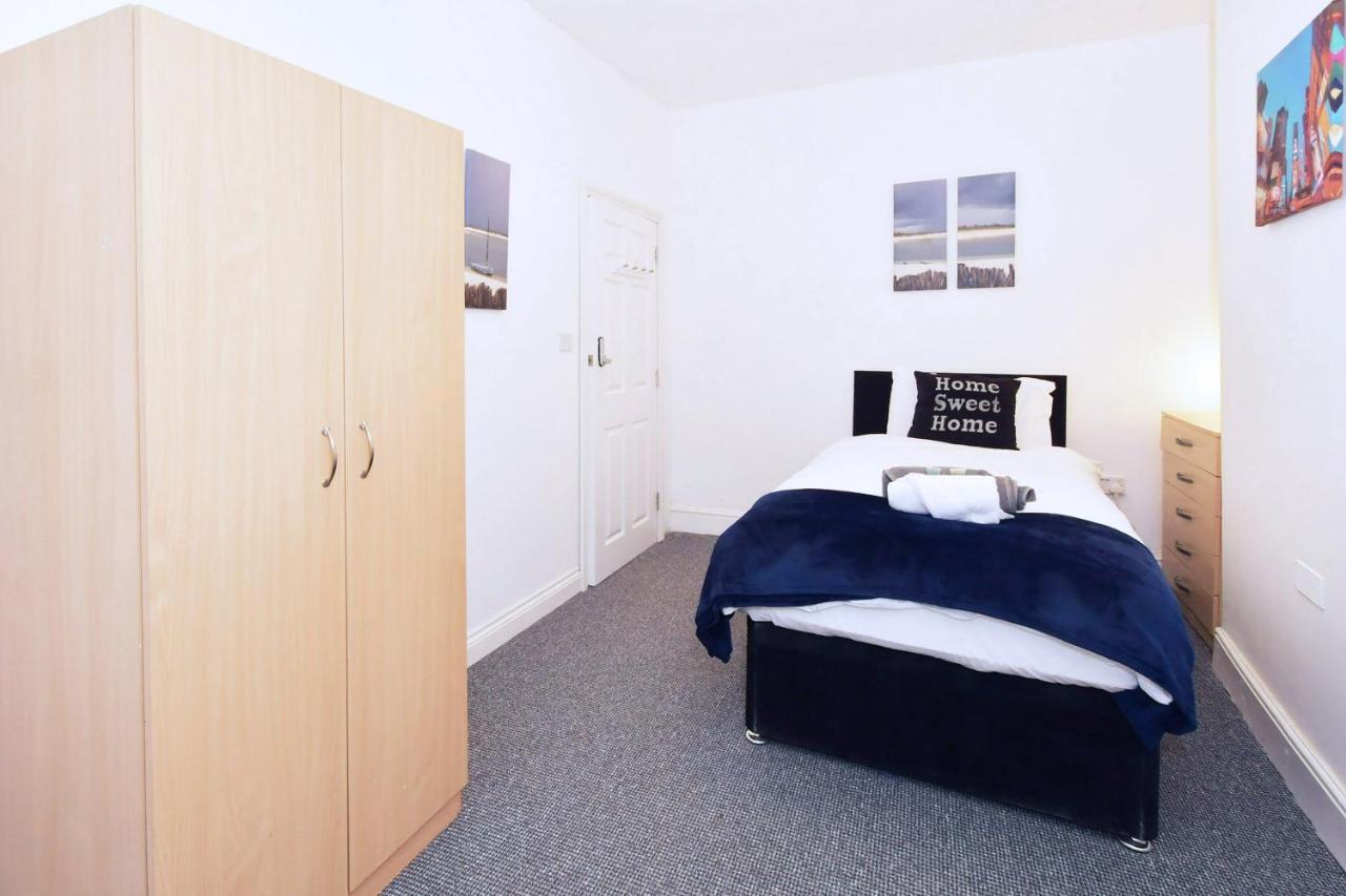 Townhouse @ Hanley Road Stoke Exteriör bild