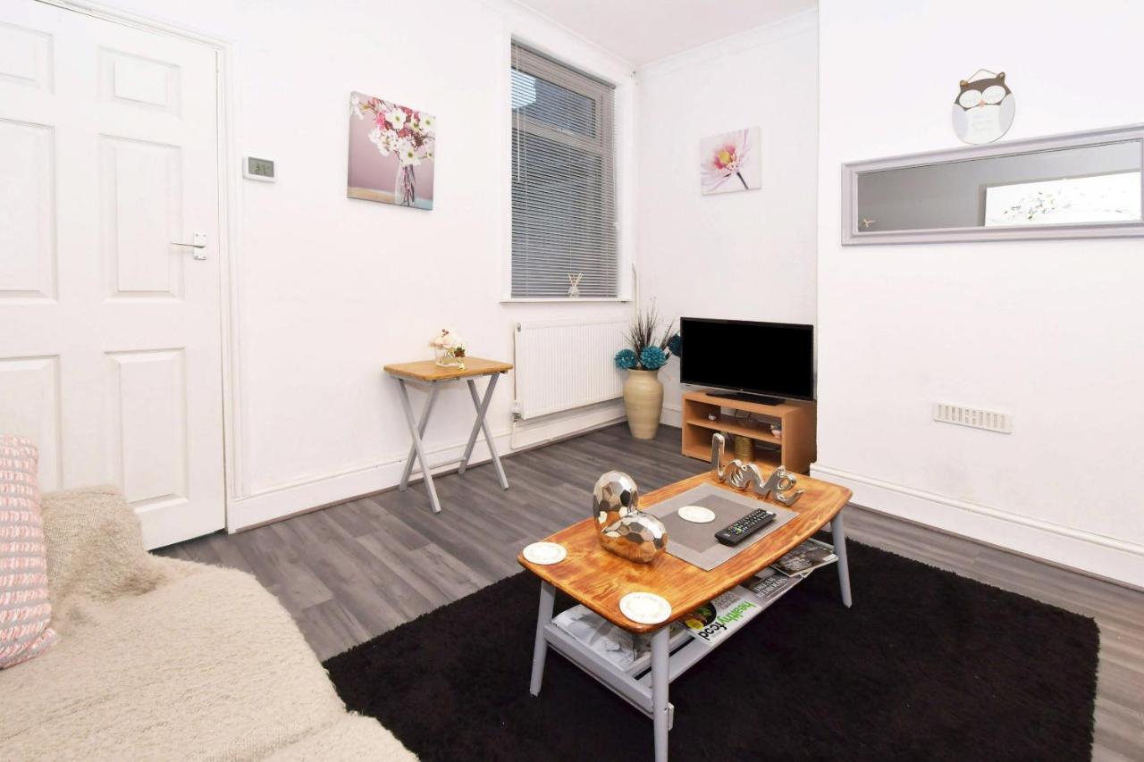 Townhouse @ Hanley Road Stoke Exteriör bild